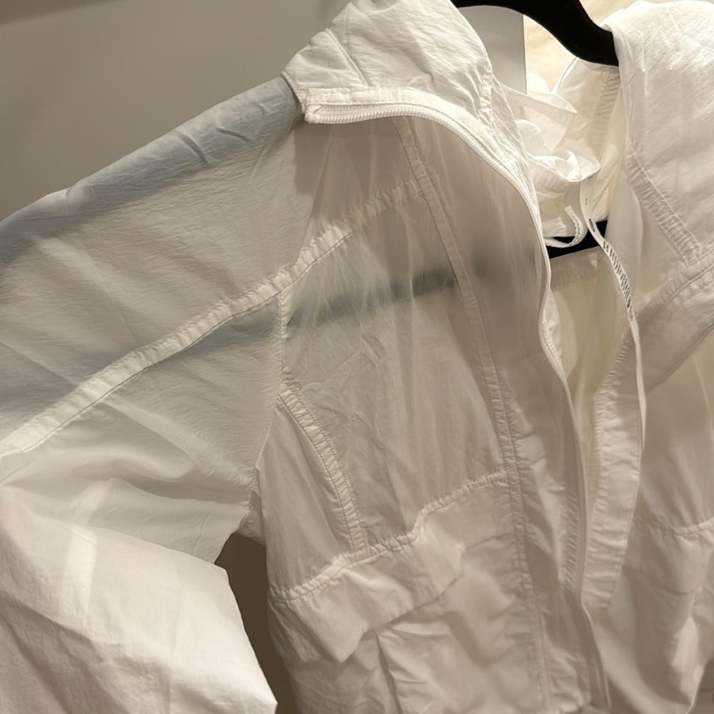 Lululemon jacket - Picture 3 of 4